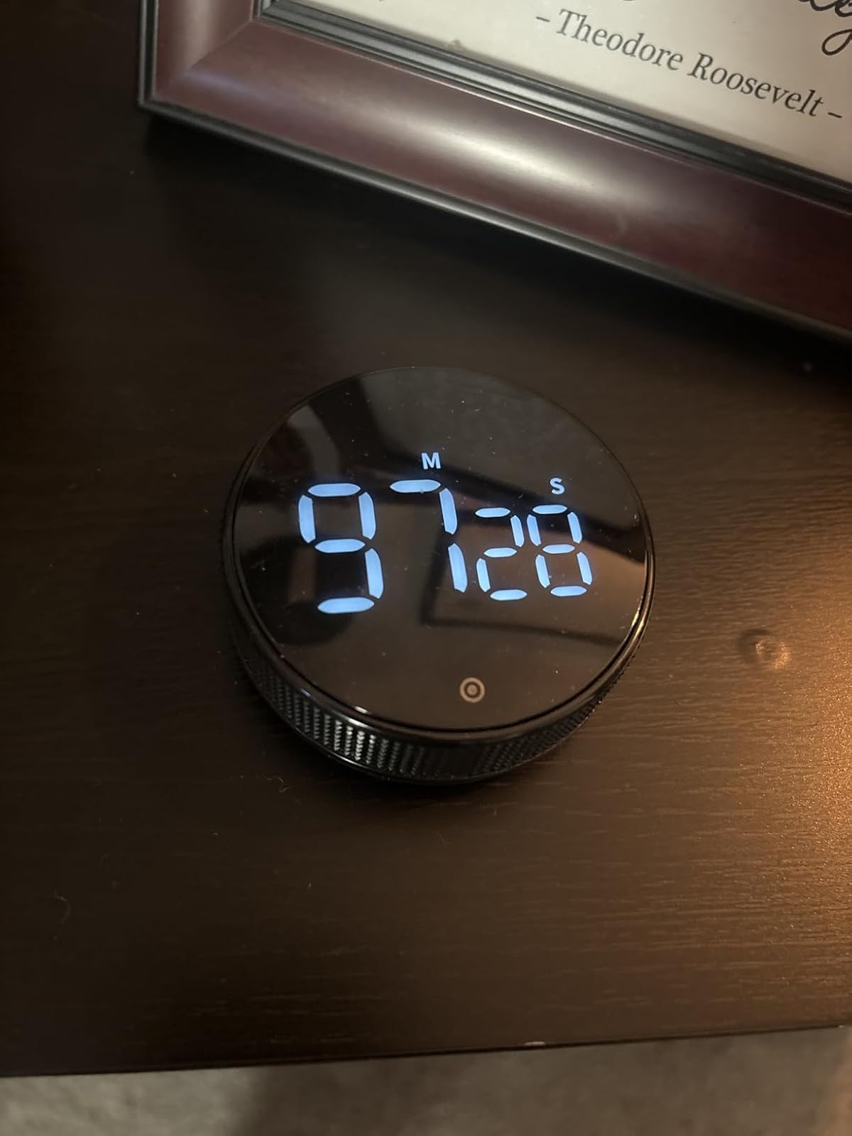Customer using Volux timer on desk